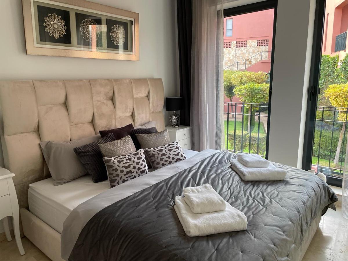 Calahonda Luxury With A Stunning Sea View