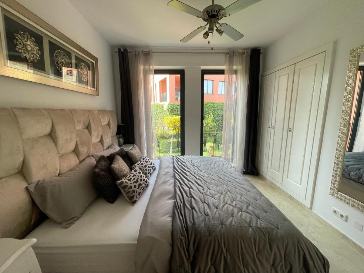 Apartment Calahonda Luxury With A Stunning Sea View Mijas