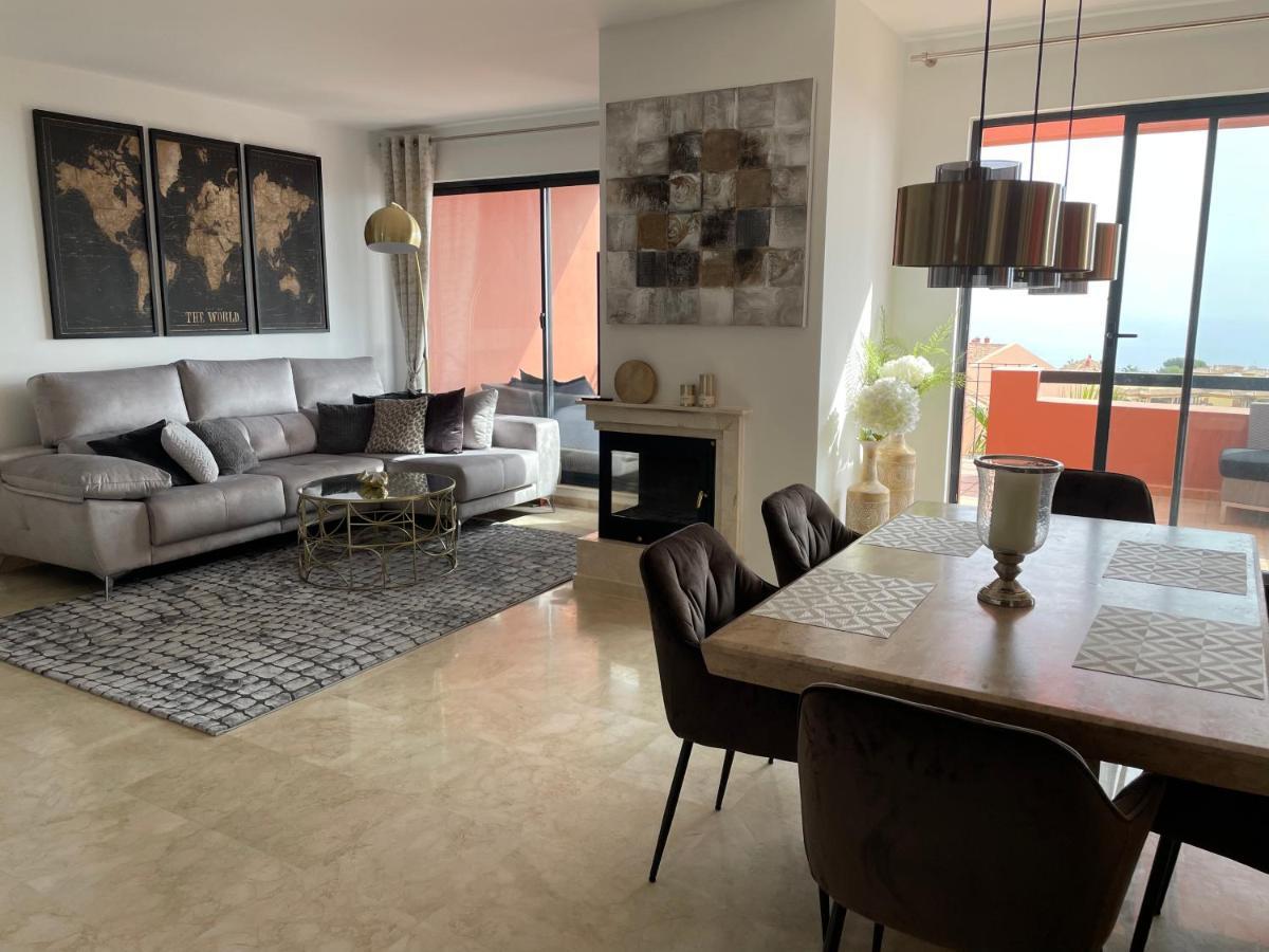 Calahonda Luxury With A Stunning Sea View Apartment *