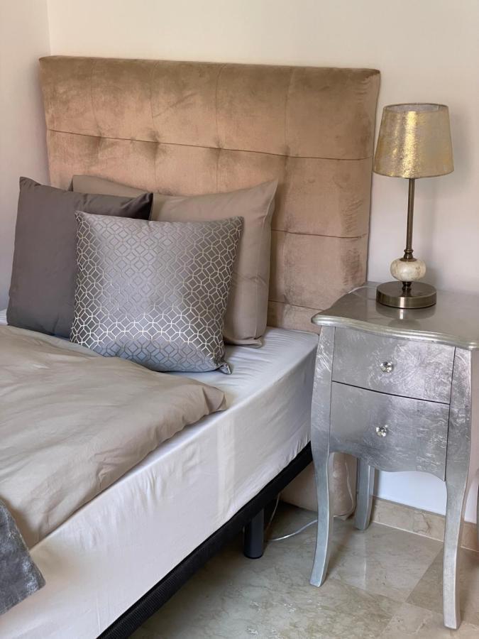 Calahonda Luxury With A Stunning Sea View