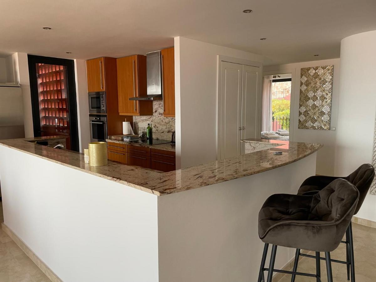 Calahonda Luxury With A Stunning Sea View Apartment *