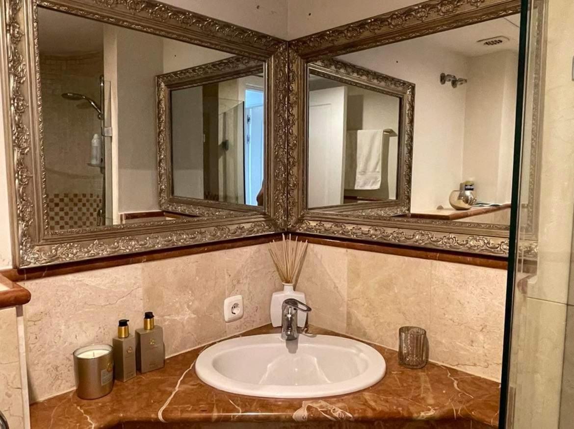 Calahonda Luxury With A Stunning Sea View Apartment *