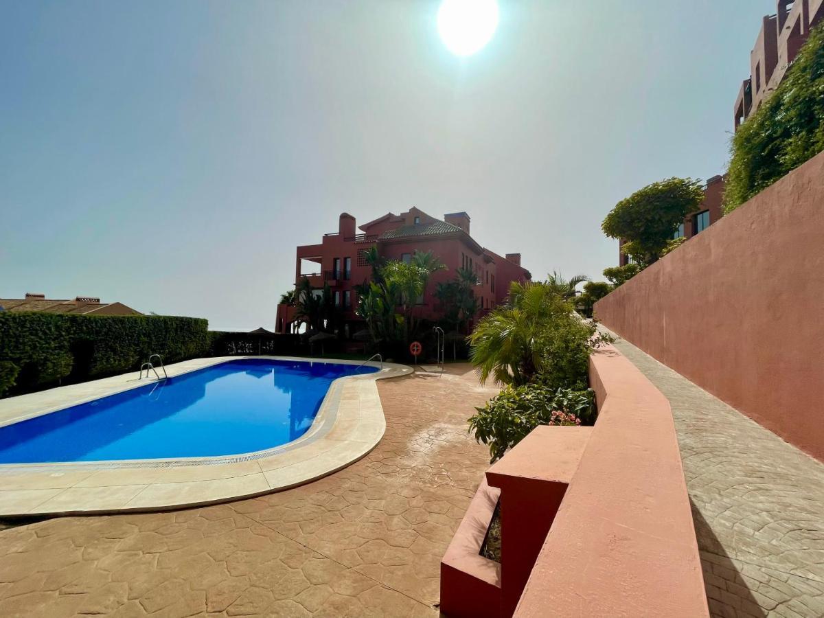 Apartment Calahonda Luxury With A Stunning Sea View *